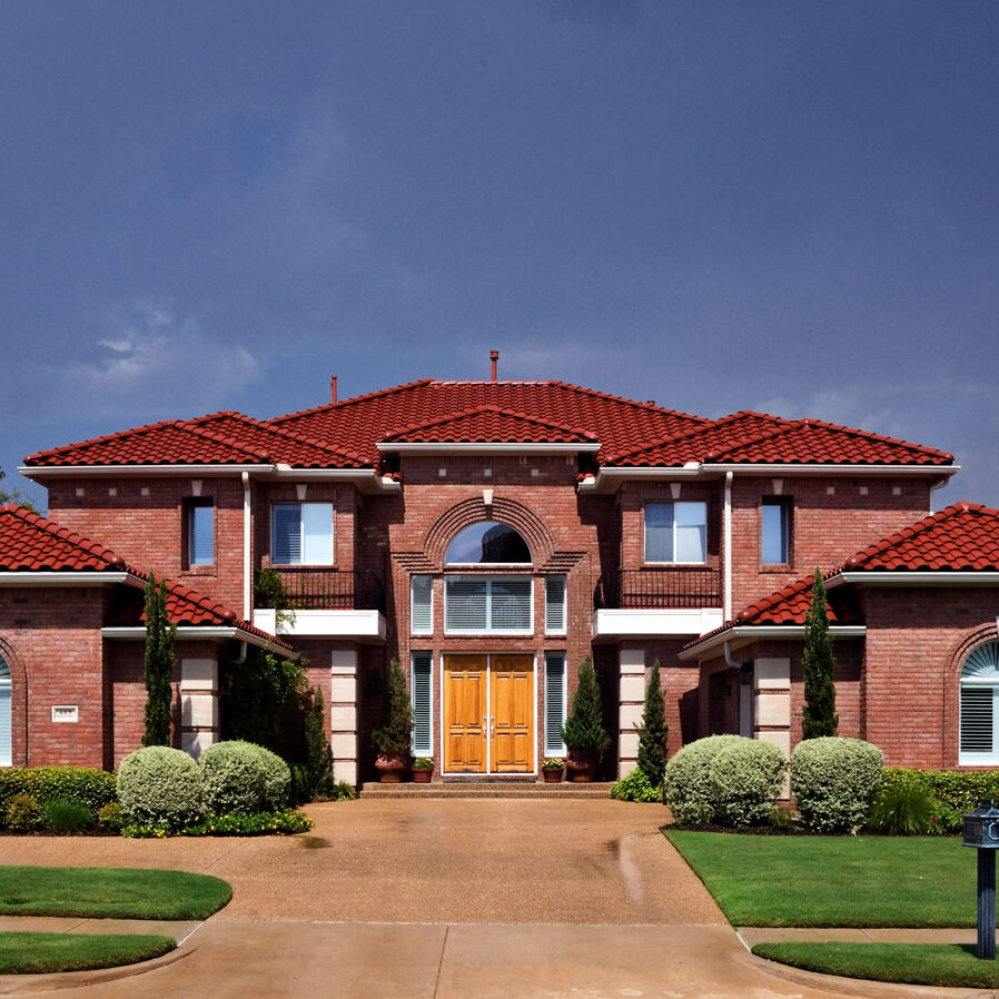 A nice single family home for Residential Resale.